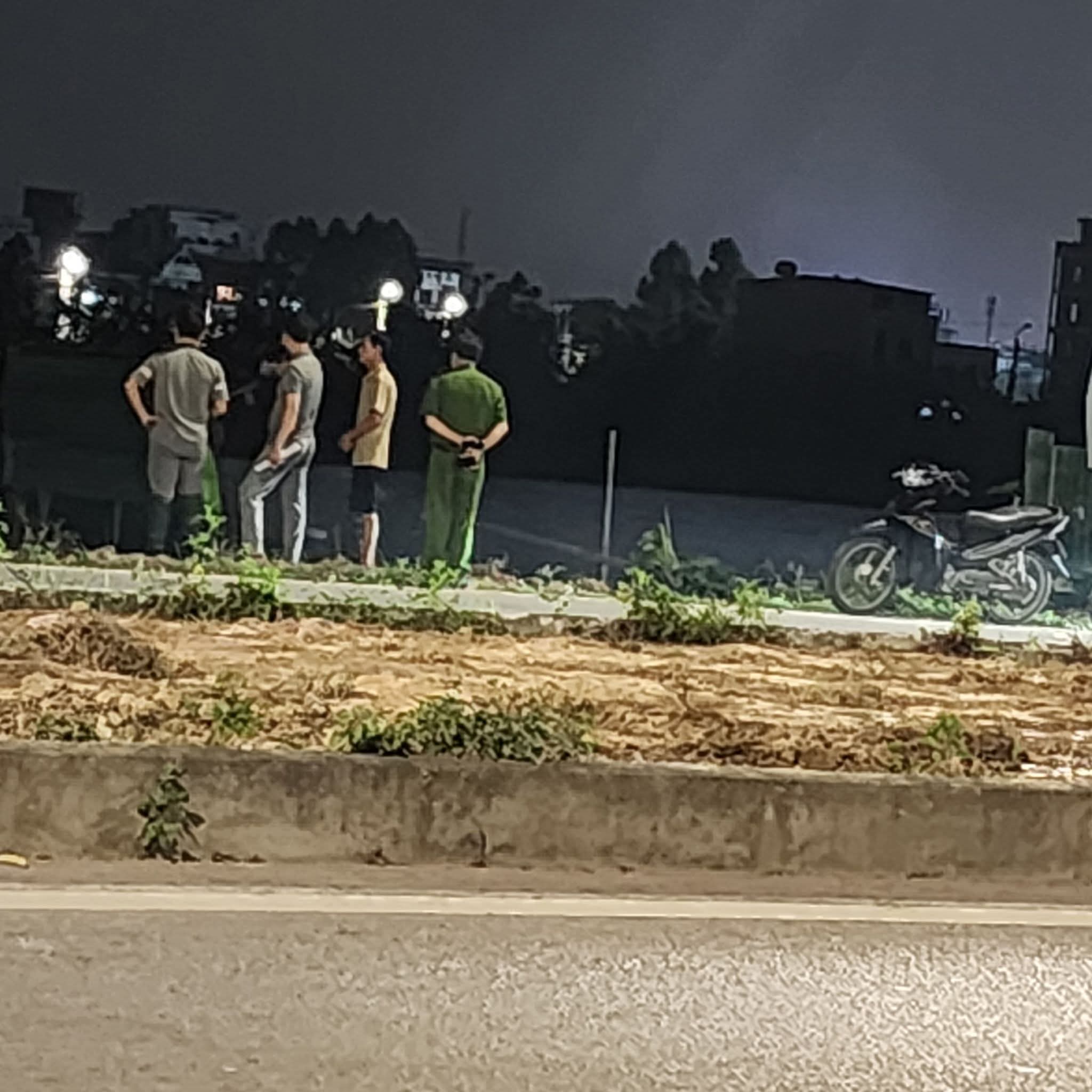 Nội Hoàng có biến