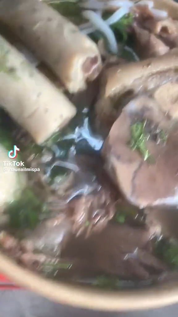 Bún bò huế gấp đôi protein