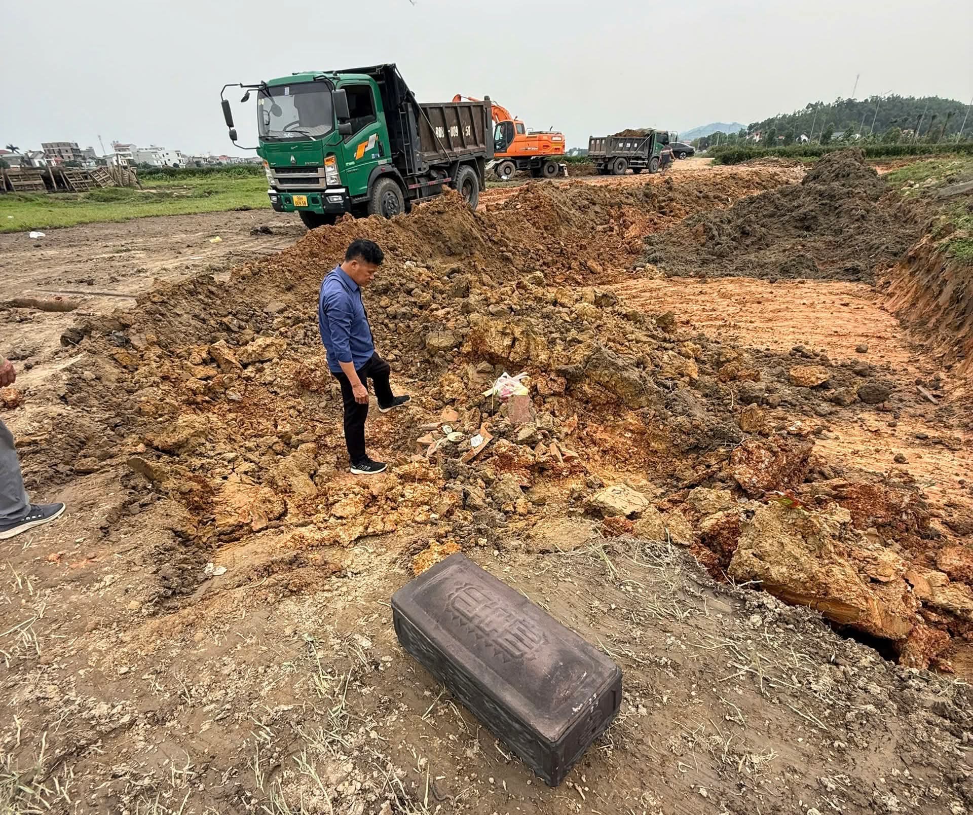 THÔNG BÁO TÌM THÂN NHÂN CỦA NGÔI MỘ CHƯA XÁC ĐỊNH CHỦ