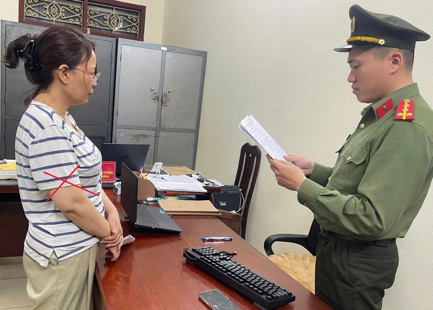 Khởi tố đối tượng giả danh nam giới lừa đảo tình cảm, chiếm đoạt hơn 1,1 tỷ đồng