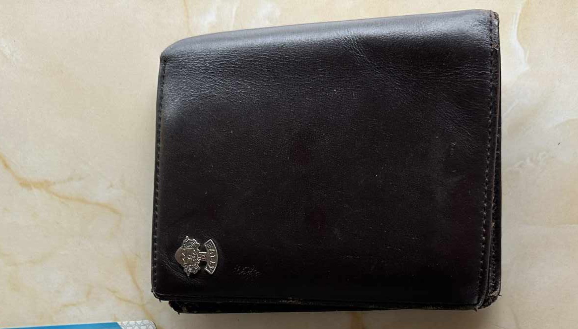 Tìm chủ nhân giấy tờ