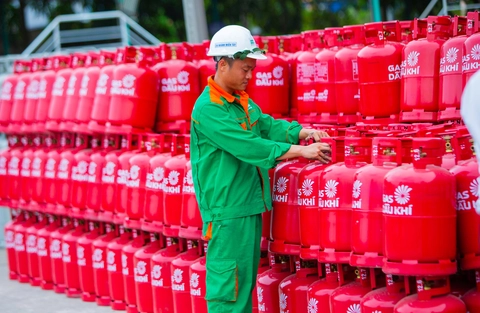 Cập nhật giá gas hôm nay 1/4/2026: Tăng gần 100.000 đ/bình