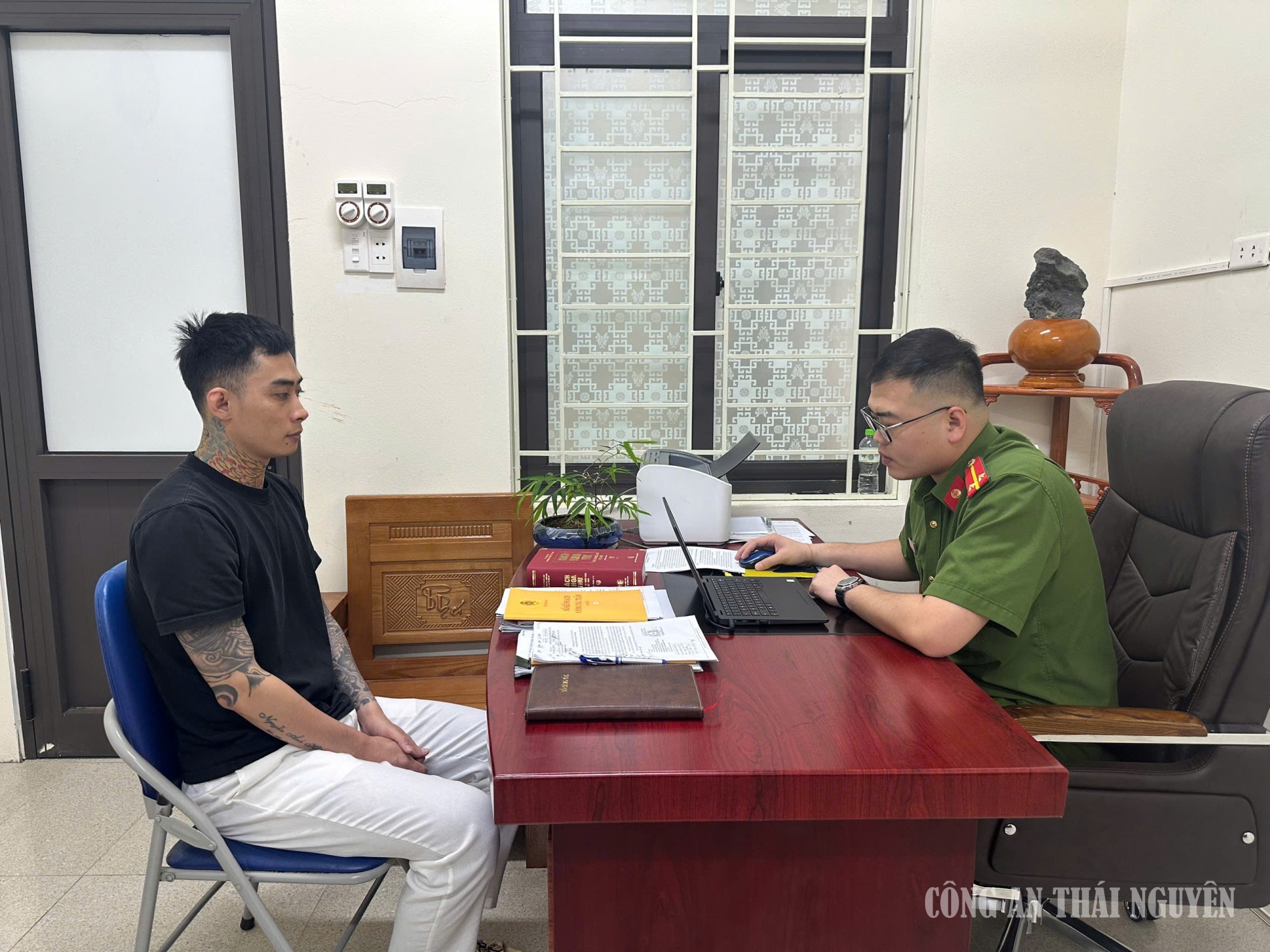 Đối tượng truy nã đặc biệt nguy hiểm “Sơn điên” ra đầu thú và tiếp tục kêu gọi đầu thú