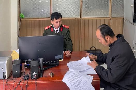Lục Sơn: Xử phạt 1 trường hợp bình luận xúc phạm danh dự nhân phẩm của lực lượng Công an xã và CSGT