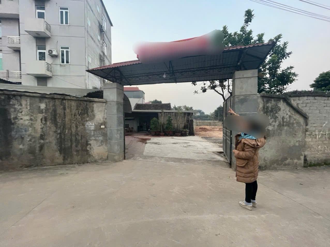 Tiên Lục: Tóm tú bà môi giới mại dâm qua hình thức hát cho nhau nghe
