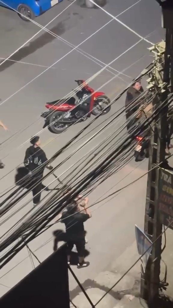 Clip Vân Cốc, Việt Yên đêm qua