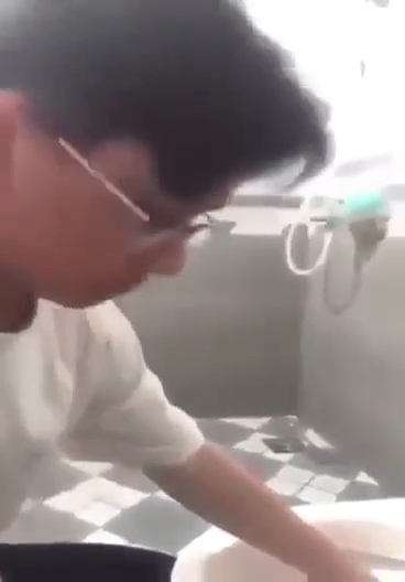 Clip: Ăn … để ny quay lại