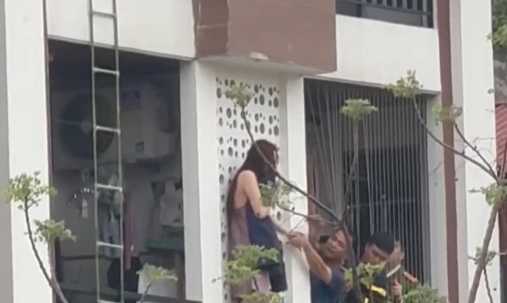 [CLIP] EM GÁI TẠI HOÀNG HOA THÁM