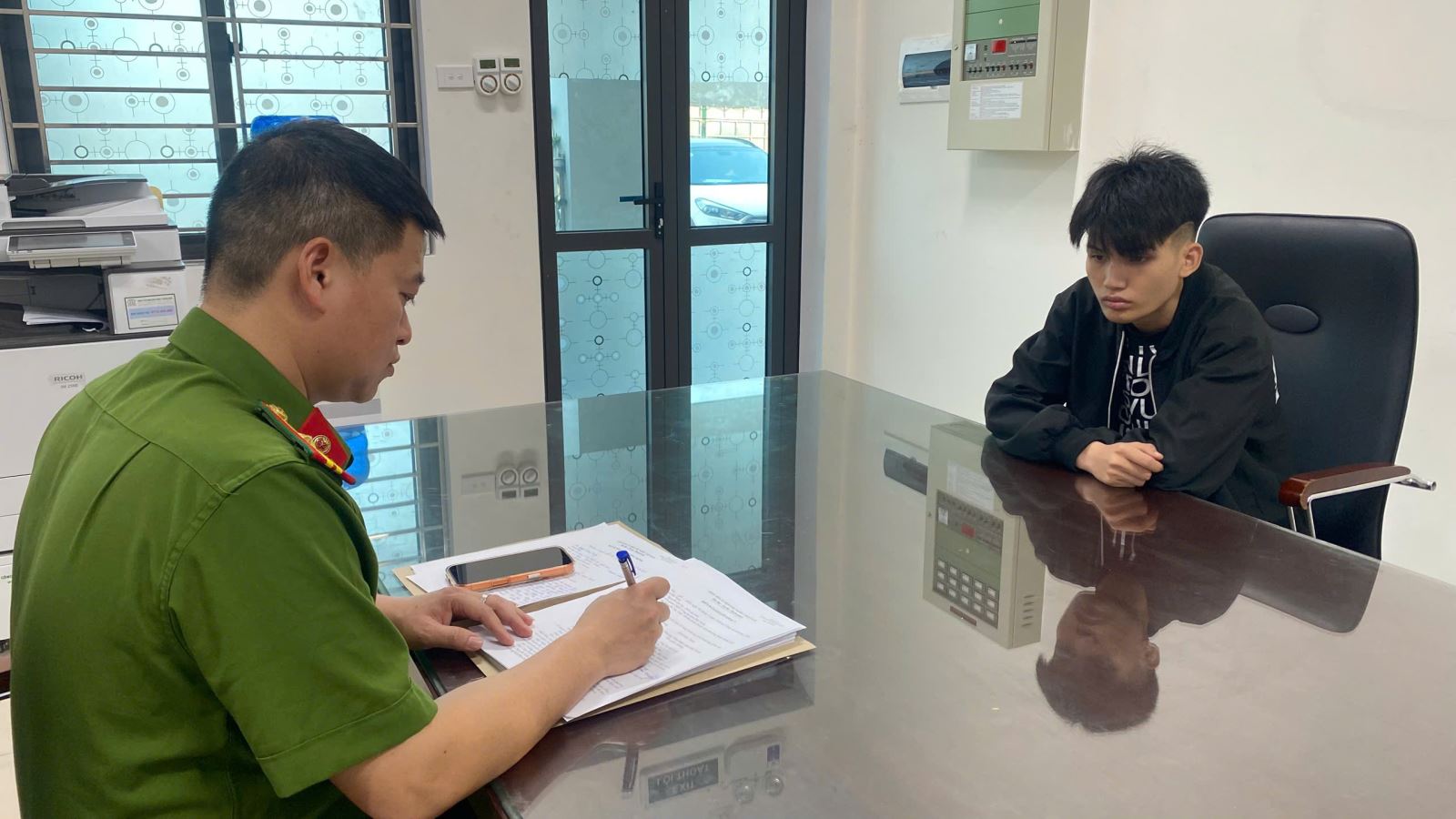 Công an phường Mão Điền đấu tranh làm rõ đối tượng trộm cắp tài sản trên địa bàn