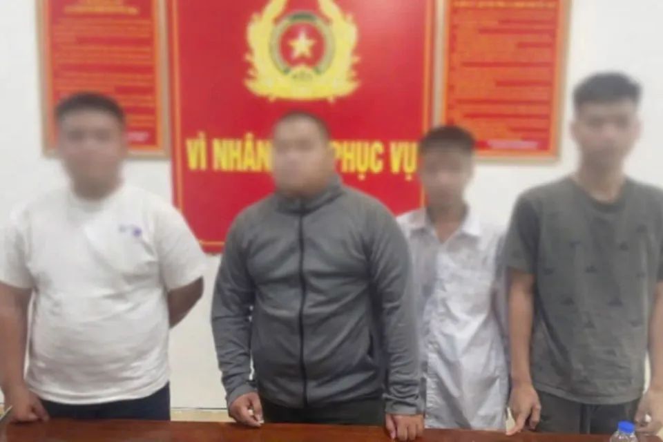 Bắc Ninh: Bán đồ độ xe rồi xịt hơi cay cớp lại