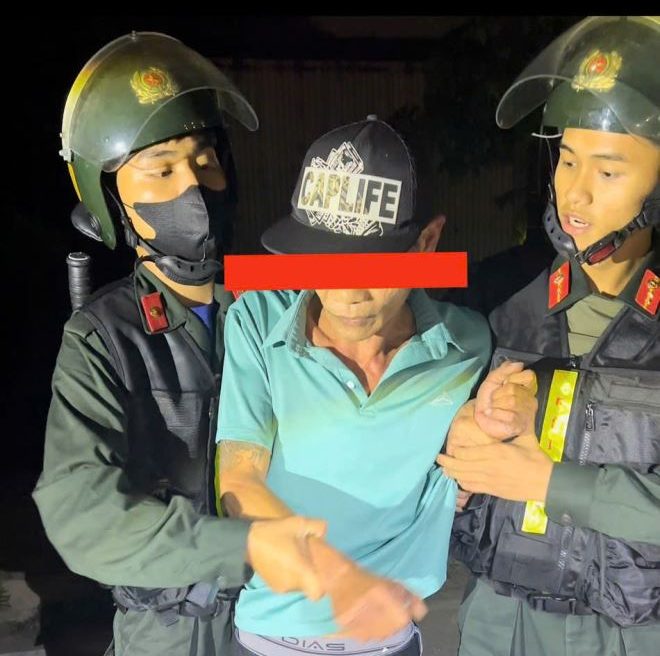 Cảnh sát cơ động bắt giữ đối tượng tàng trữ trái phép chất ma túy