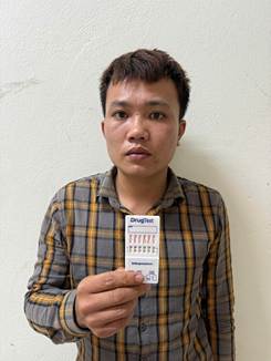 Đồn Công an KCN Quế Võ bắt quả tang 02 đối tượng có hành vi “Tàng trữ trái phép chất ma túy”