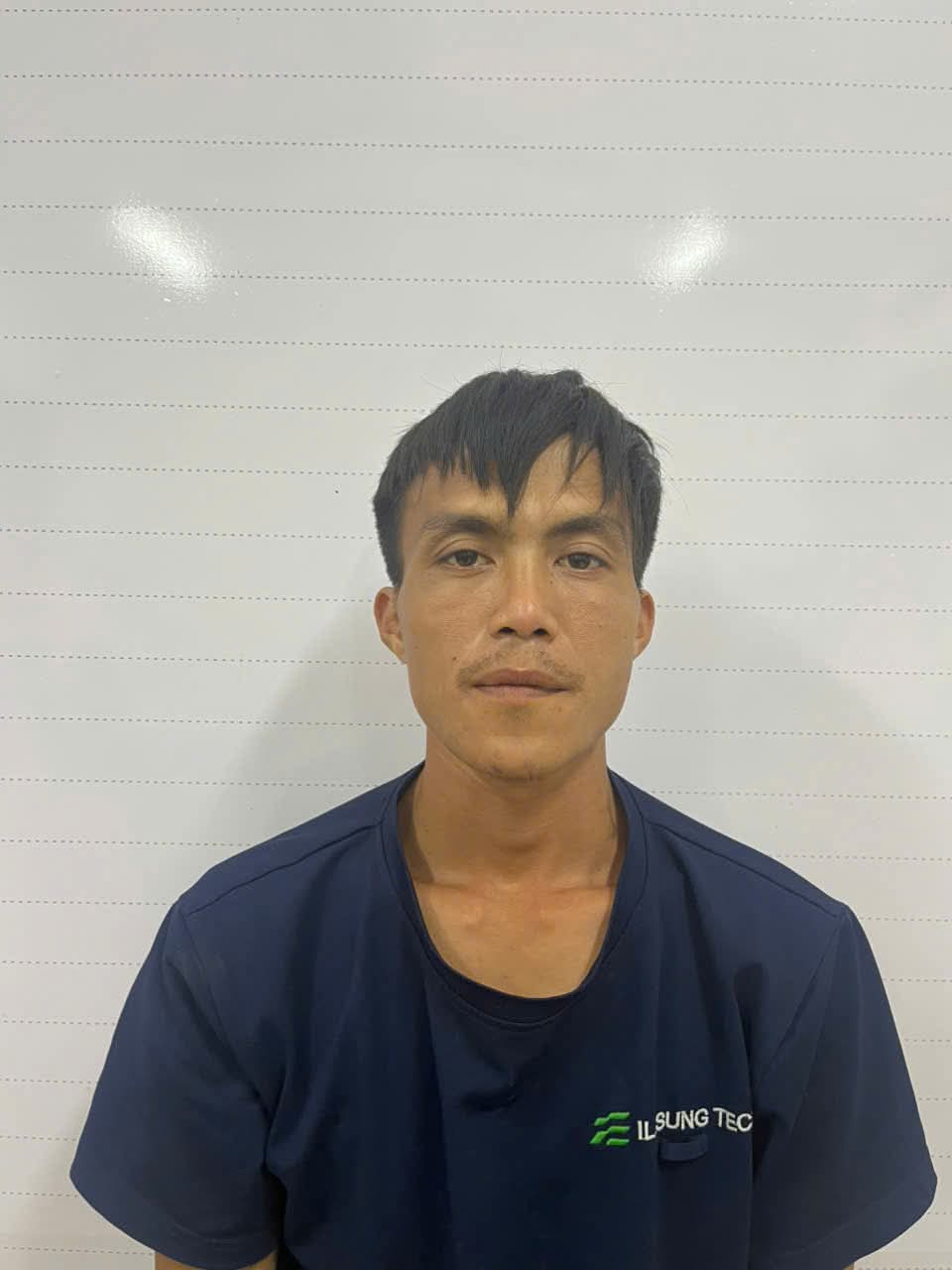 Công an phường Nếnh: Bắt giữ 02 đối tượng tàng trữ trái phép chất ma túy, 01 đối tượng mua bán trái phép chất ma túy