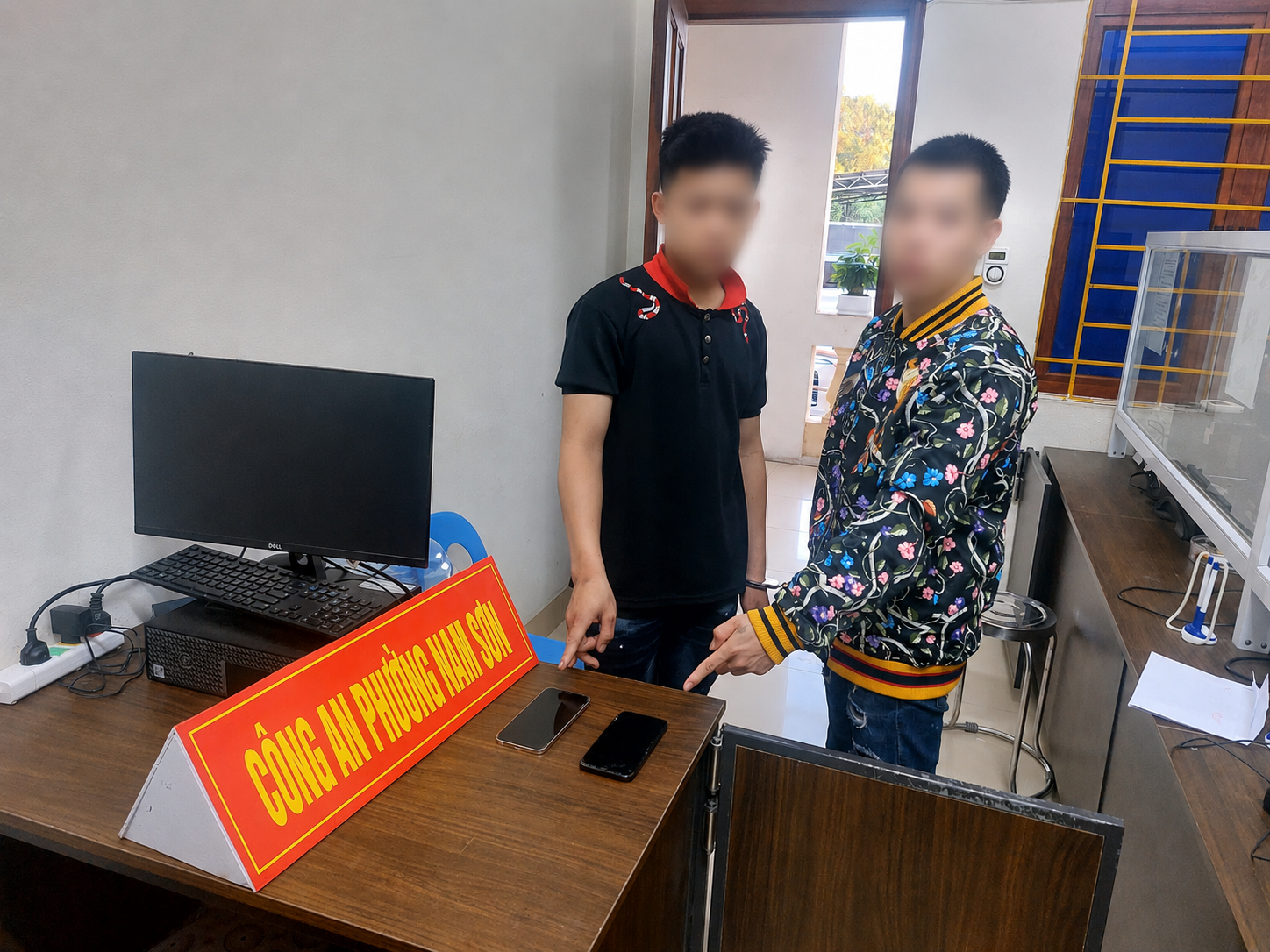 Công an phường Nam Sơn: Kịp thời, nhanh chóng khống chế bắt quả tang hai đối tượng “cướp tài sản” của người dân