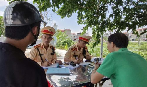 Bắc Ninh: Hàng loạt xe đưa đón và công nhân bị xử phạt vì ‘quên’ camera AI