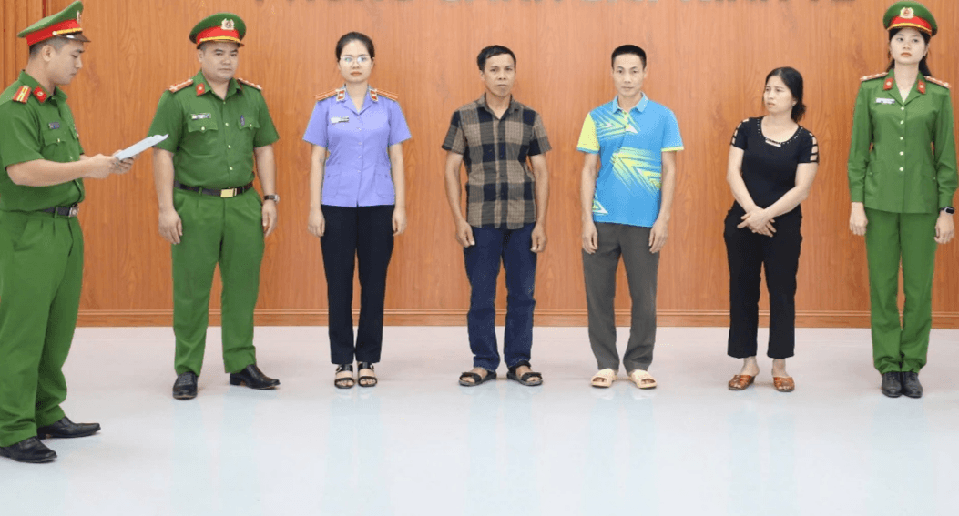 Bắc Ninh khởi tố 3 đối tượng dùng hóa chất sản xuất gần 1.000 tấn giá đỗ