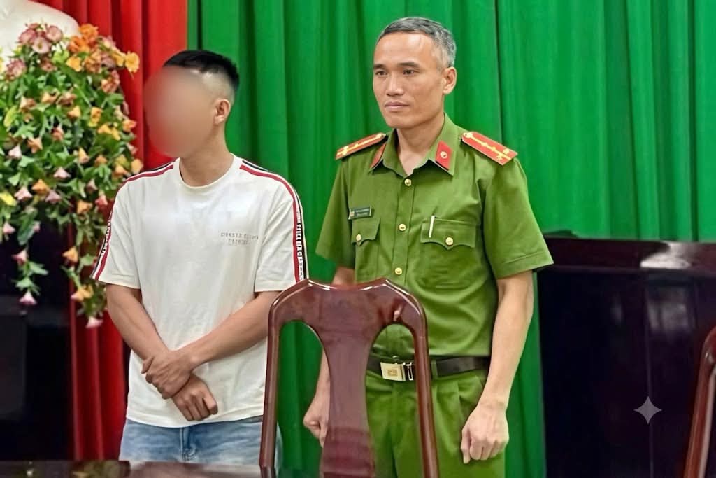 Khởi tố người đàn ông gửi clip nhạy cảm quấy phá người yêu cũ sau khi biết cô vừa mới lấy chồng