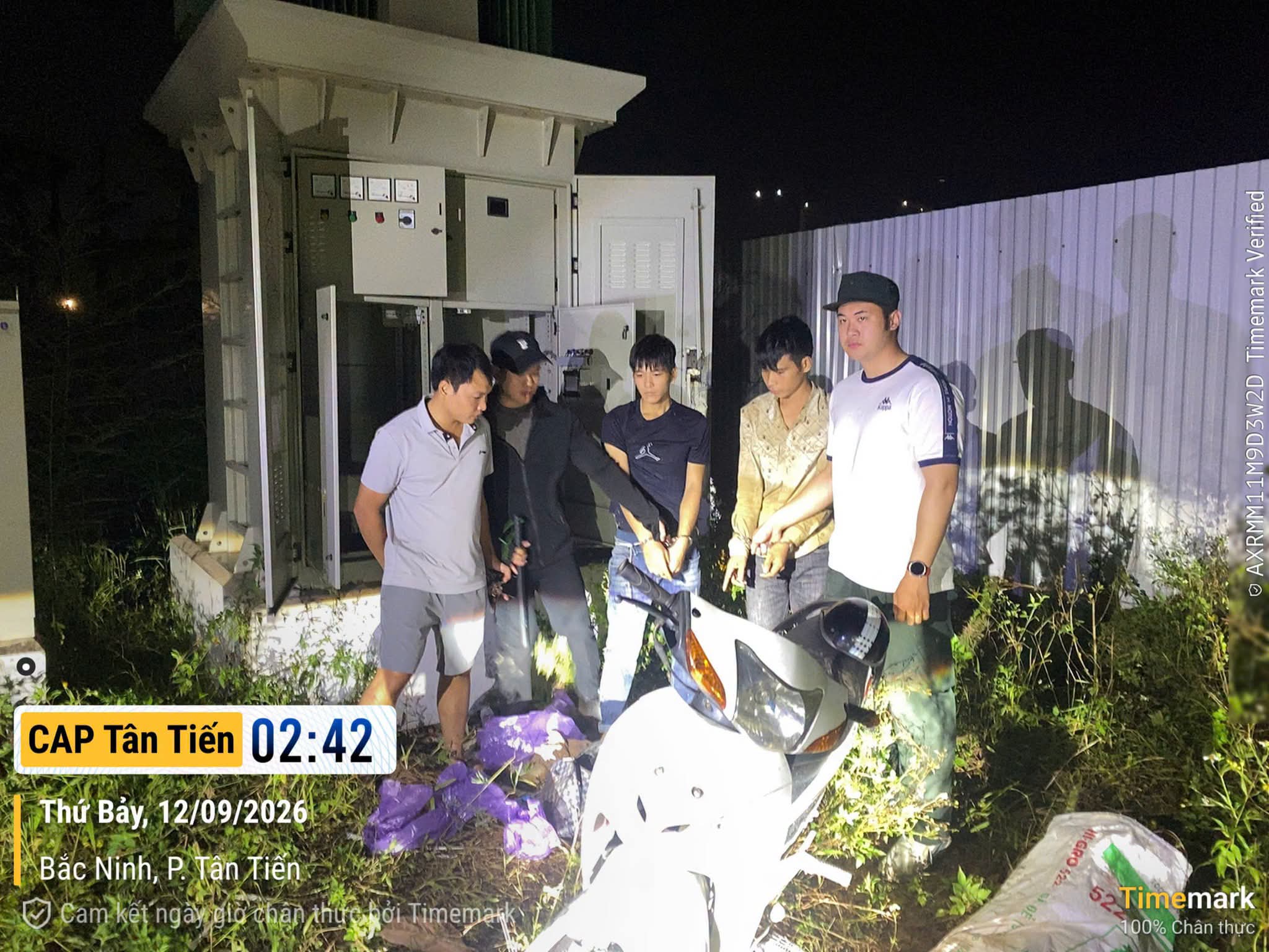 Tân Tiến:  Bắt 2 đối tượng trộm cắp thiết bị điện xảy ra tại Công trường dự án Aeon mall