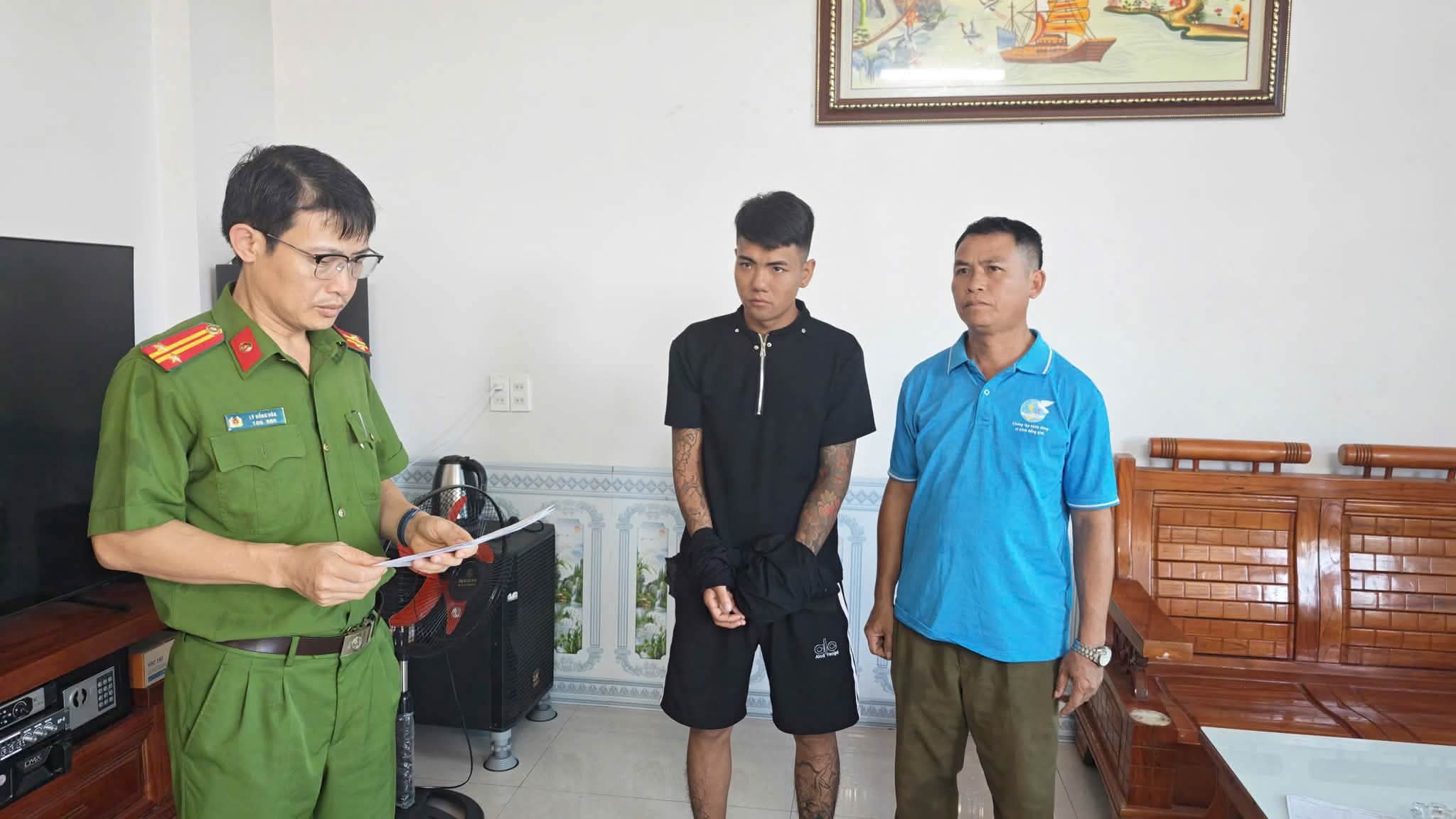CÔNG AN XÃ NGHĨA PHƯƠNG NHANH CHÓNG TRUY XÉT, BẮT GIỮ ĐỐI TƯỢNG CƯỚP GIẬT TÀI SẢN MANH ĐỘNG