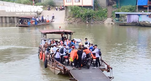 Bắc Ninh: Hai bến đò dừng hoạt động, hàng nghìn người chật vật đi làm, đi học